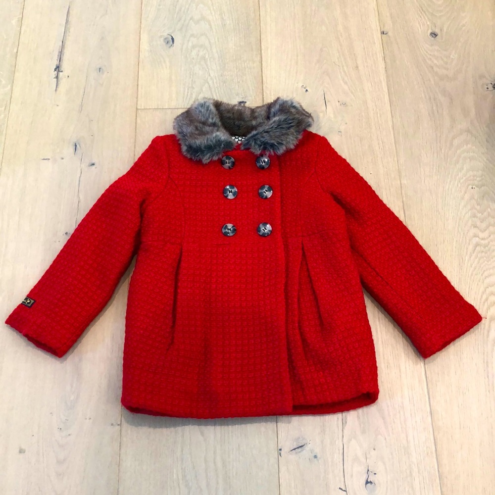 Catimini red coat , black and white hearts lining, faux fur color -T3